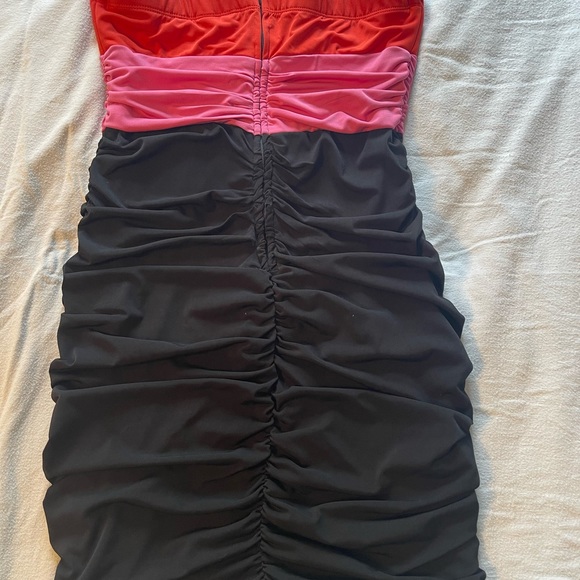 Dress - Picture 2 of 8